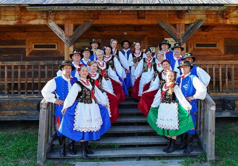 Zespół Pieśni i Tańca Zagrodzianie  - 