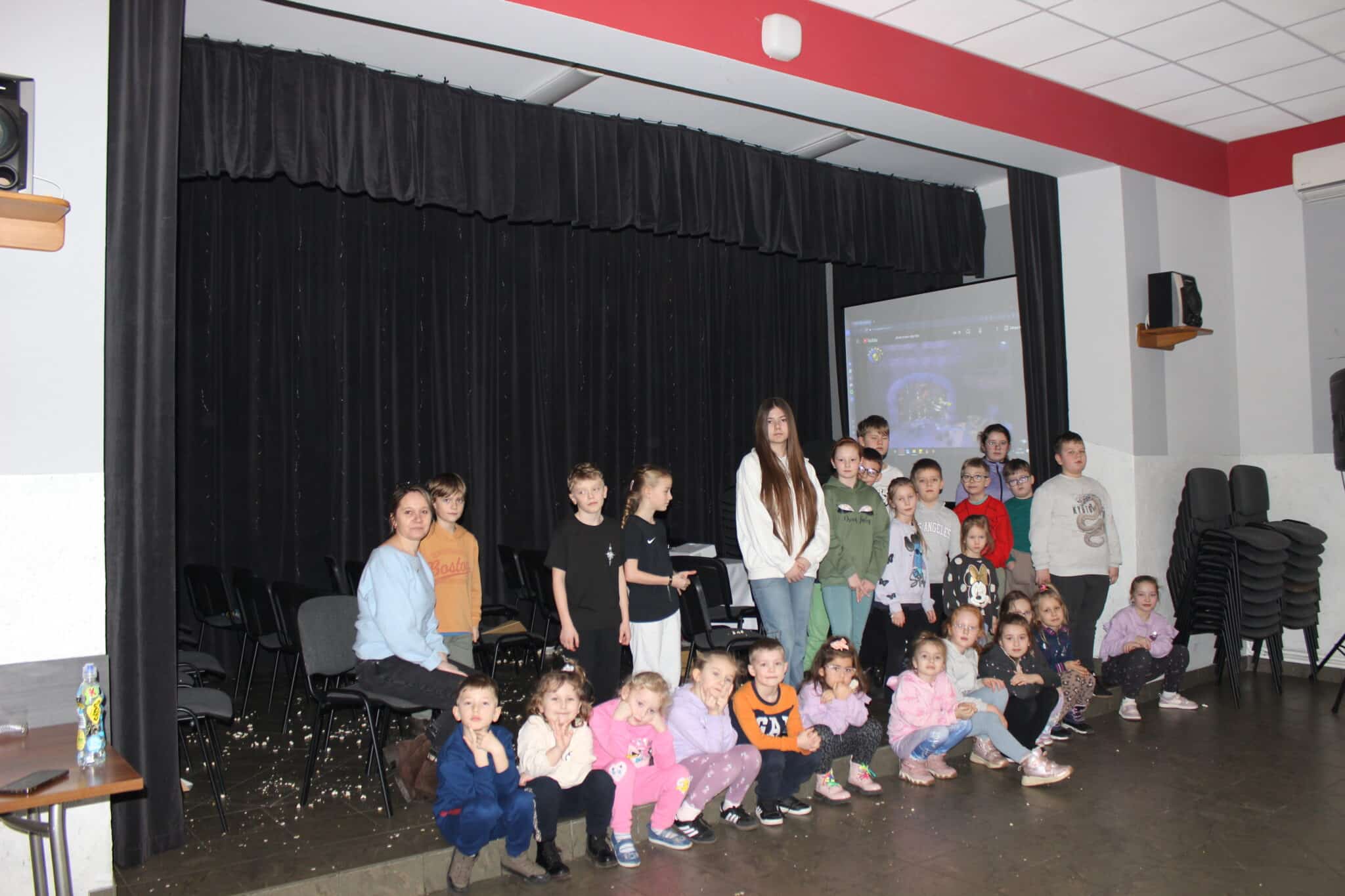 Mini kino z popcornem w Dębnie