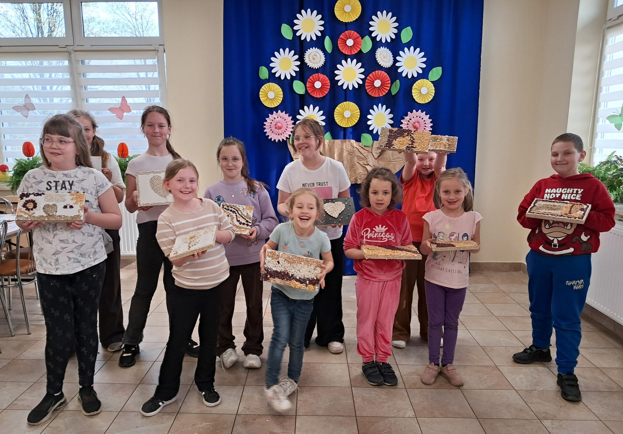 „Obrazy malowane grochem” Warsztaty twórcze warsztaty Ośrodku Kultury w Hucisku