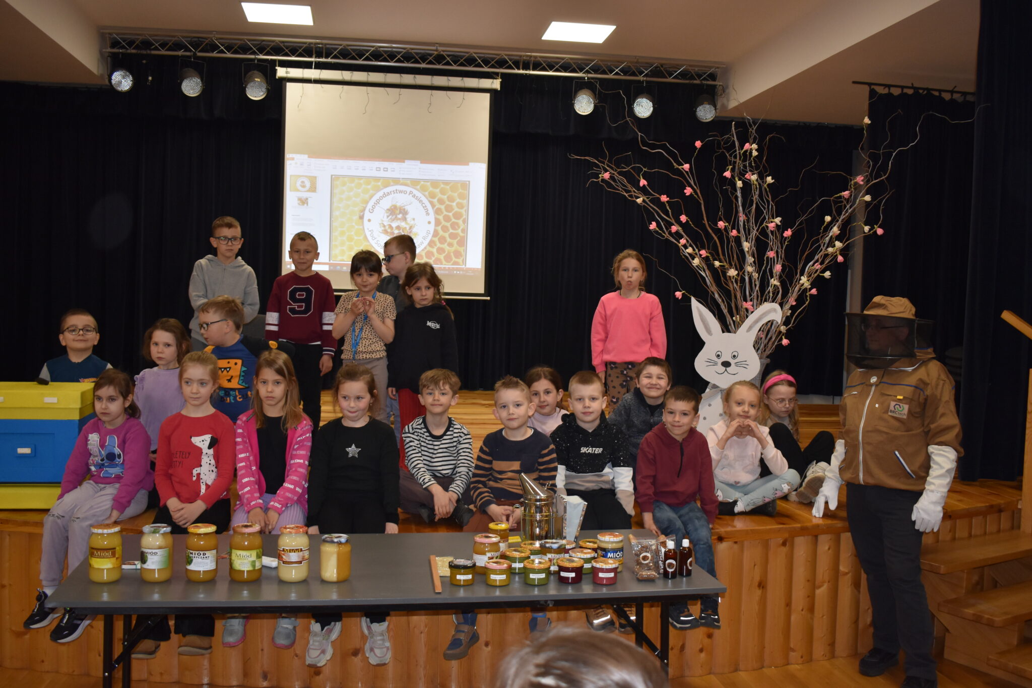 Warsztaty pszczelarskie w Brzózie Królewskiej