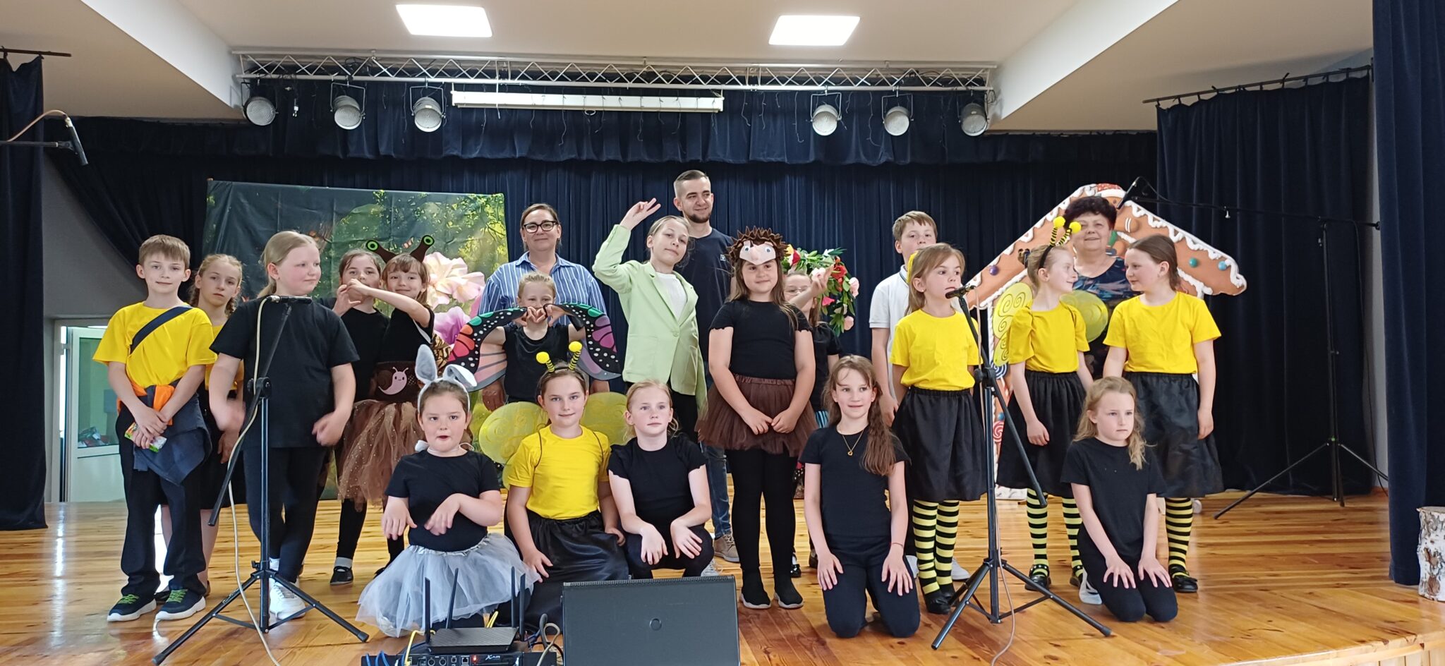 Relacja z wyjazdu teatrzyku do Brzózy Królewskiej