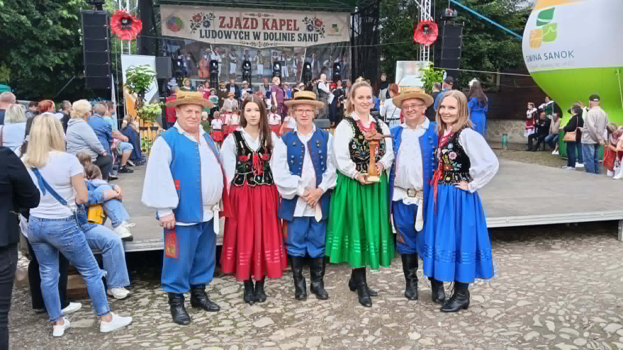 Kapela Ludowa z Giedlarowej na XV Zjeździe Kapel Ludowych w Dolinie Sanu